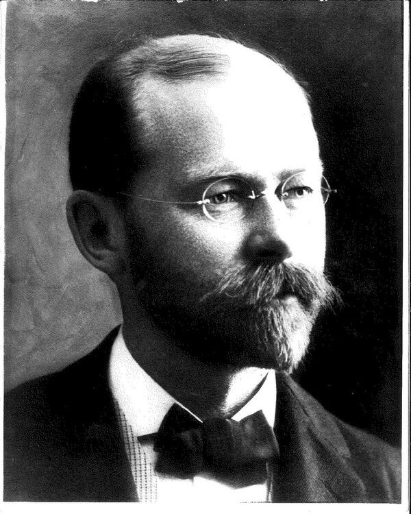 1901-1903 Charles Babbitt